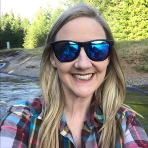 Meet your Posher, Carol